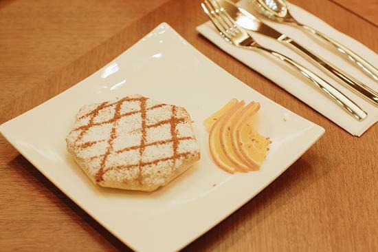 Tajine Moroccan Restaurant & Lounge